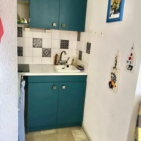 Au Balcon De La Mer, A Apartment *
